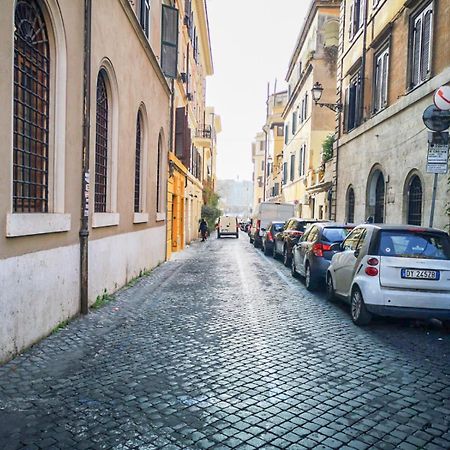 Flatinrome Trastevere Deluxe Rooms - Green Patio Luaran gambar