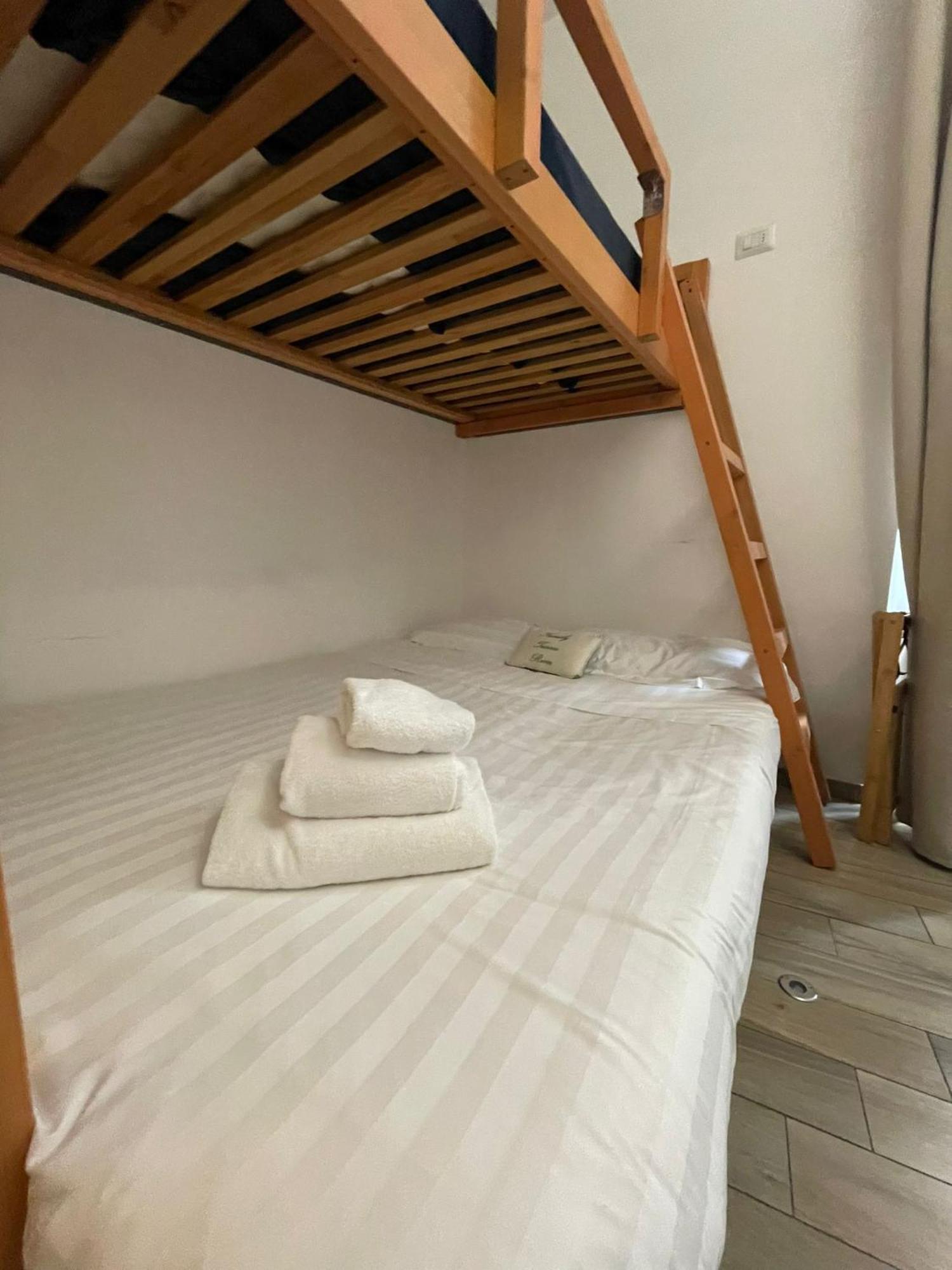 Flatinrome Trastevere Deluxe Rooms - Green Patio Luaran gambar