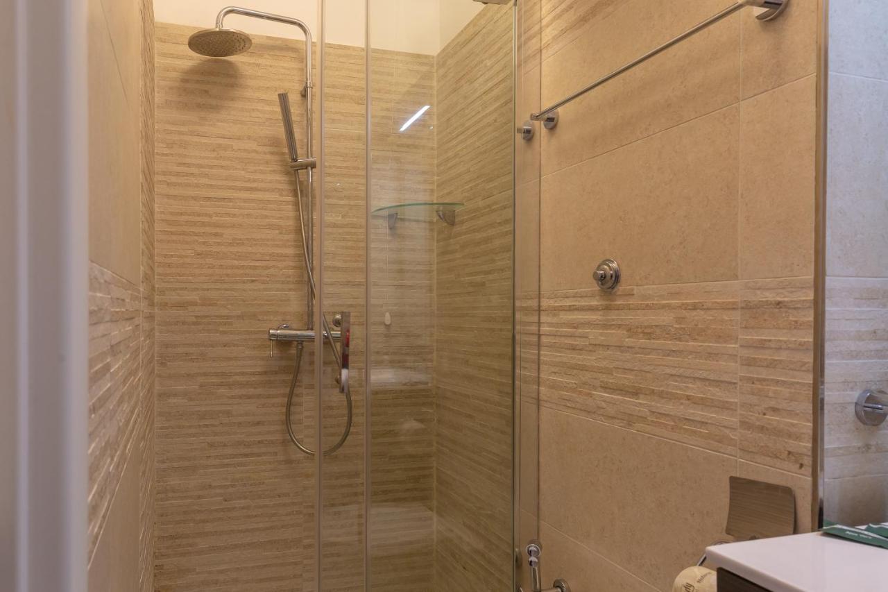 Flatinrome Trastevere Deluxe Rooms - Green Patio Luaran gambar