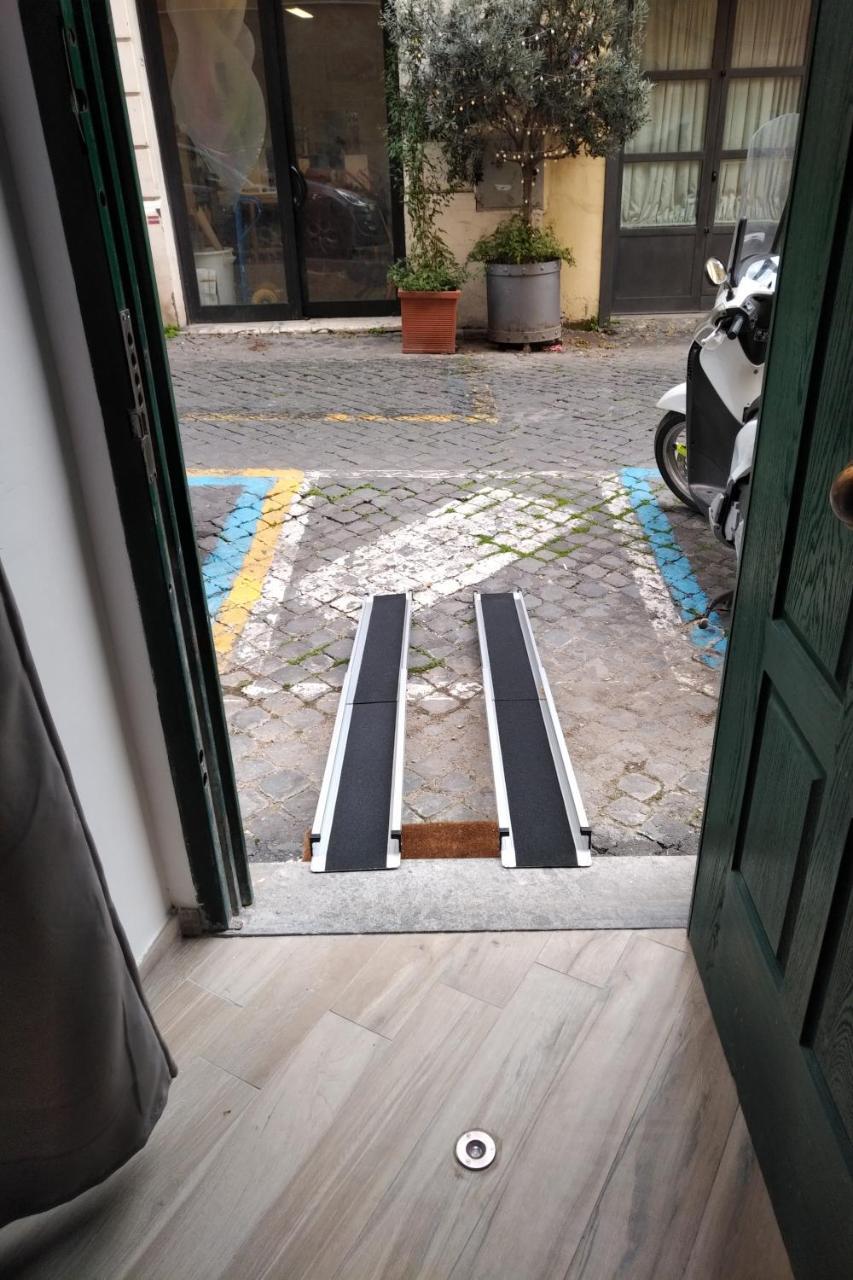 Flatinrome Trastevere Deluxe Rooms - Green Patio Luaran gambar