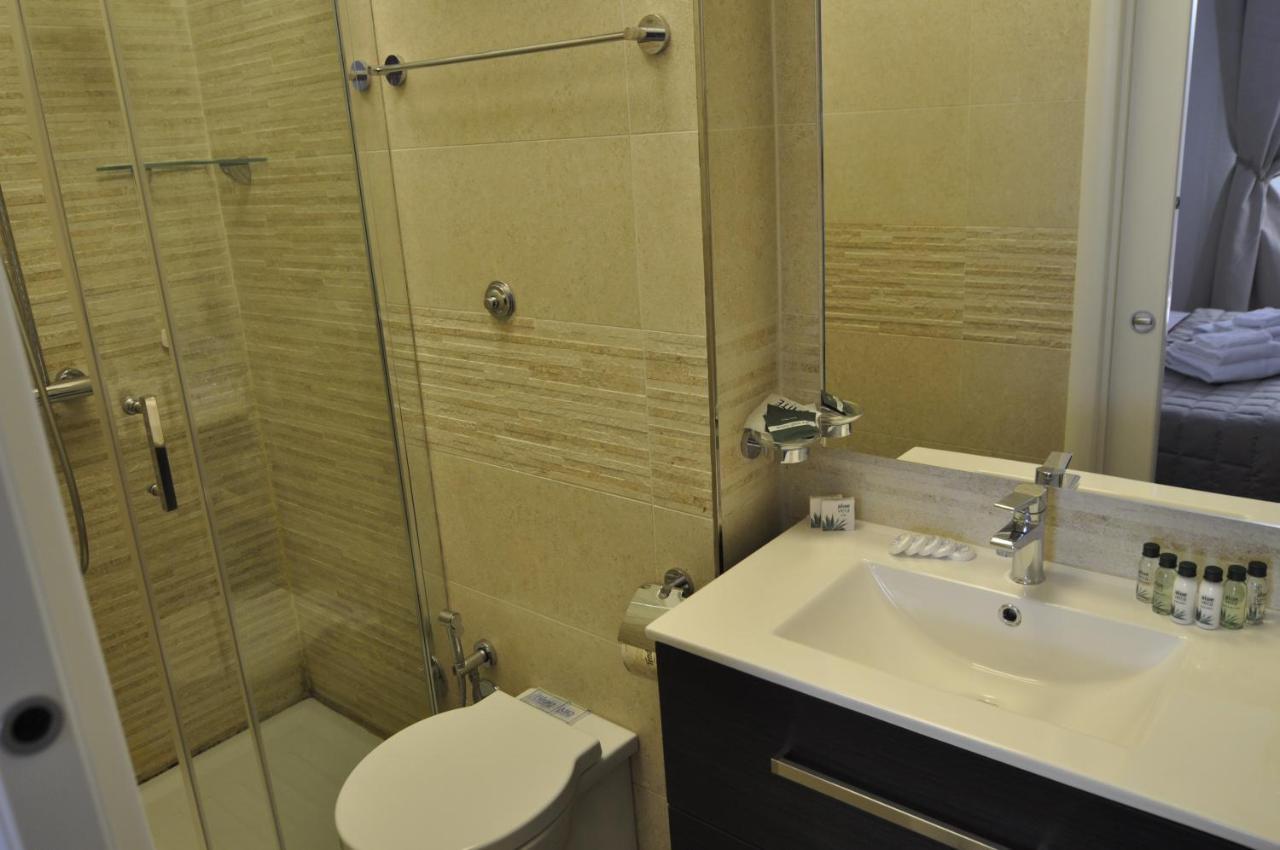 Flatinrome Trastevere Deluxe Rooms - Green Patio Luaran gambar